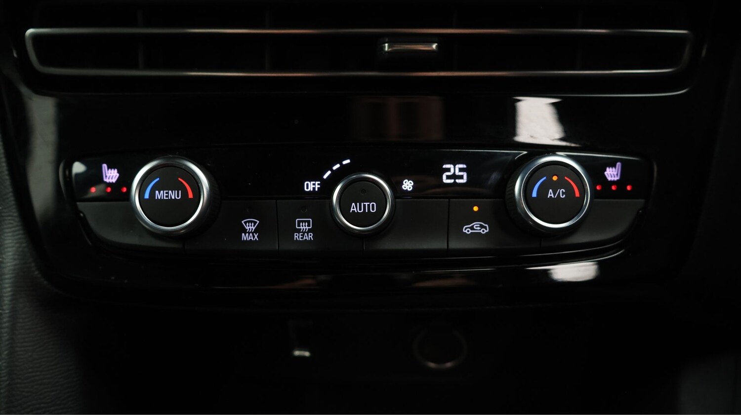 Used Vauxhall Mokka 2023 for sale - 77675360: Photo 12