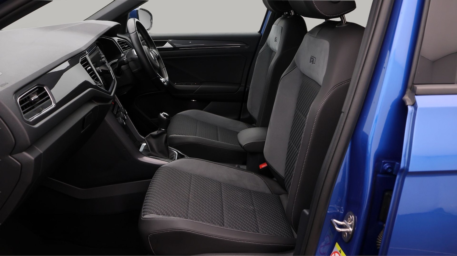 Used Volkswagen T-Roc 2022 for sale - 77689467: Photo 14