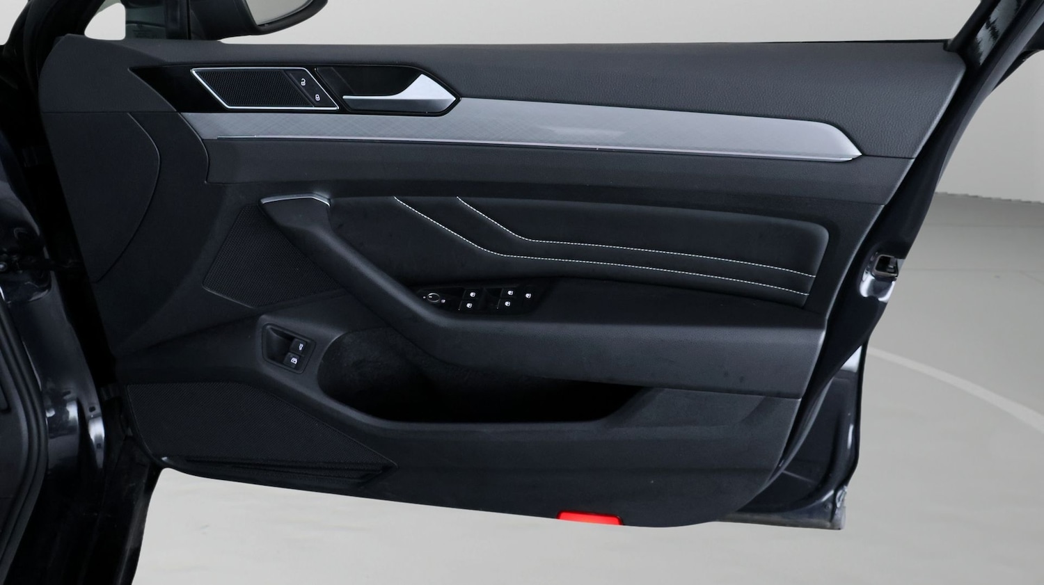 Used Volkswagen Passat 2023 for sale - 78027333: Photo 14