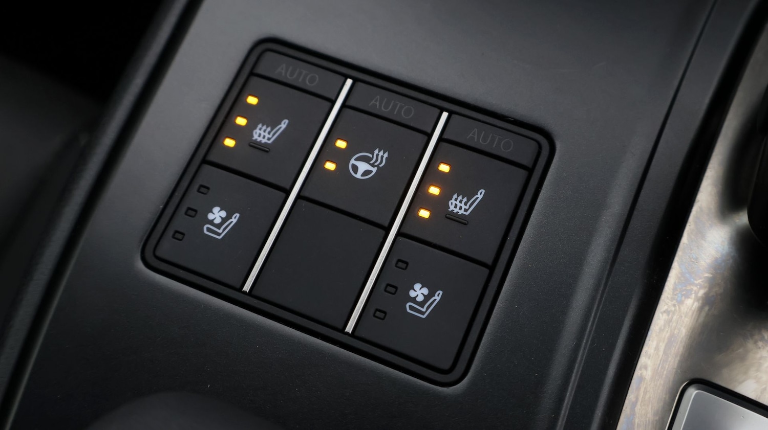 Used Lexus UX 2024 for sale - 77570222: Photo 27