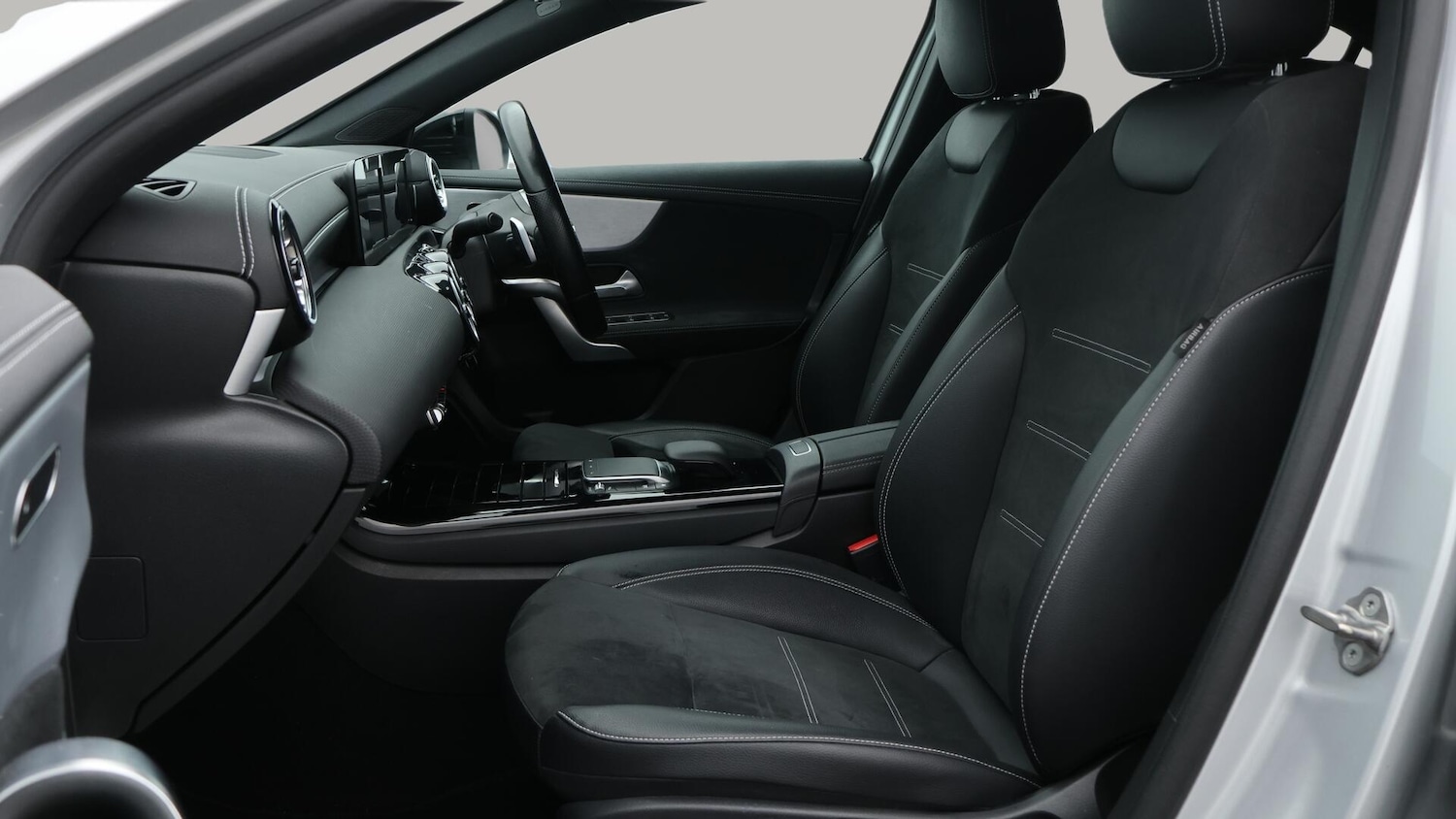 Used Mercedes-Benz A-Class 2021 for sale - 76585554: Photo 15