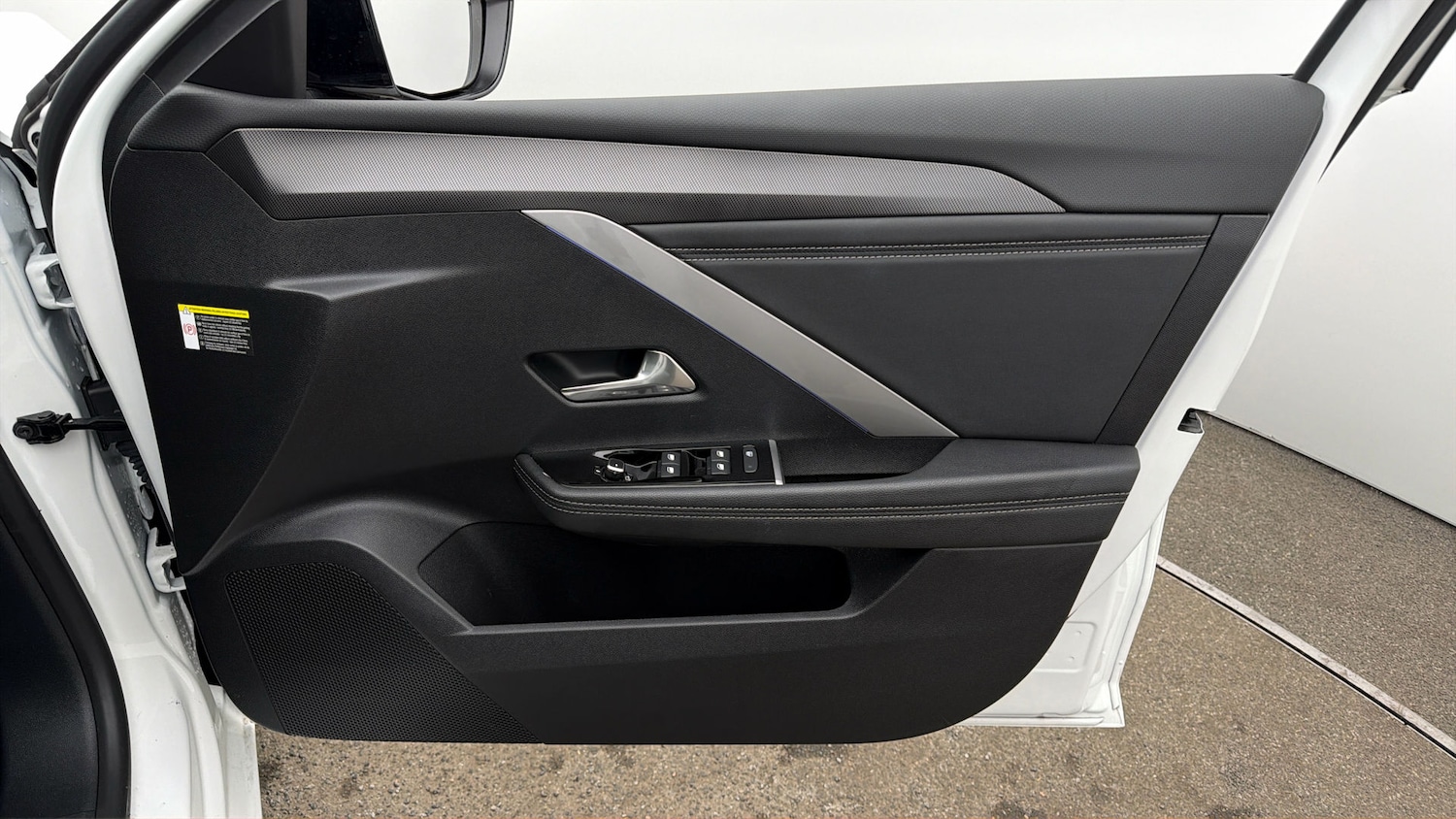 Used Vauxhall Astra 2024 for sale - 77902631: Photo 14