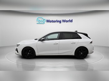 Used Vauxhall Astra 2024 for sale - 77902631: Photo