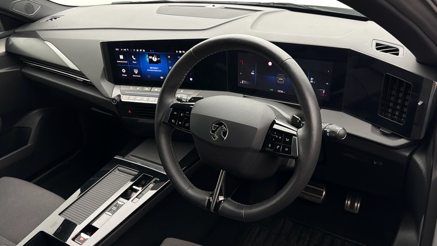 Used Vauxhall Astra 2024 for sale - 77902631: Photo 9