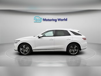 Used Genesis GV70 2024 for sale - 79124988: Photo
