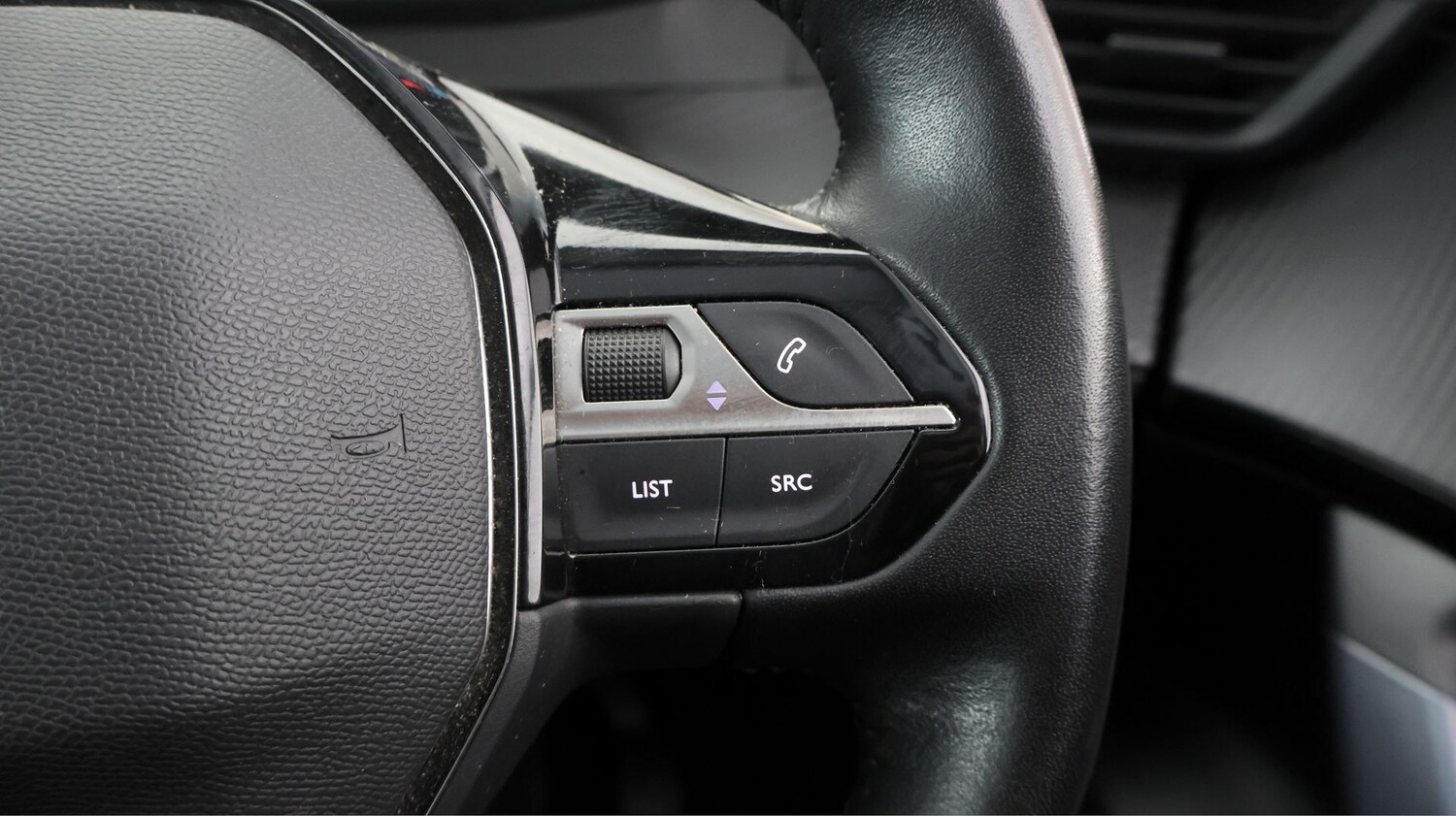 Used Peugeot 2008 2021 for sale - 77745255: Photo 22