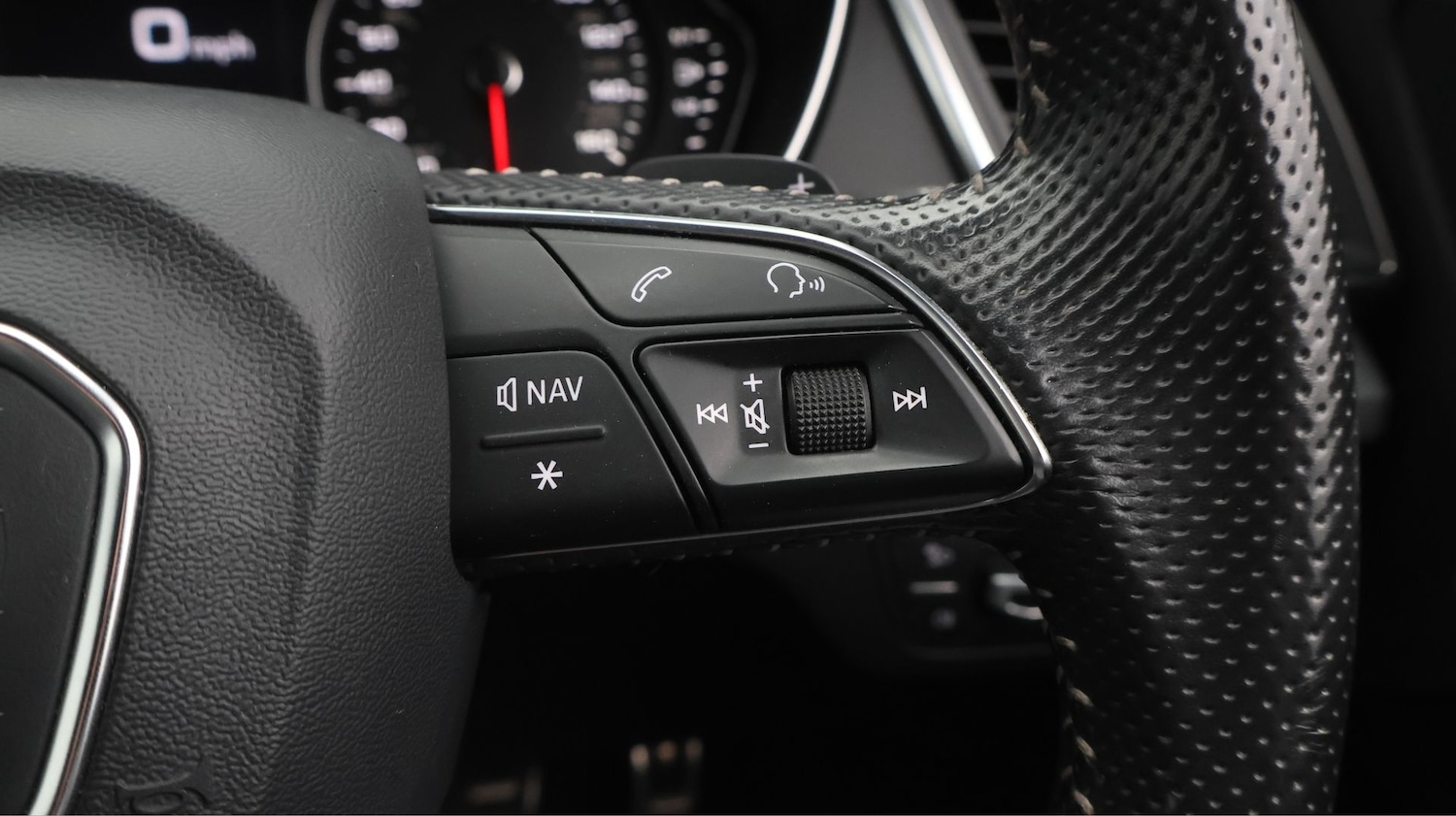 Used Audi Q5 2017 for sale - 77635797: Photo 24