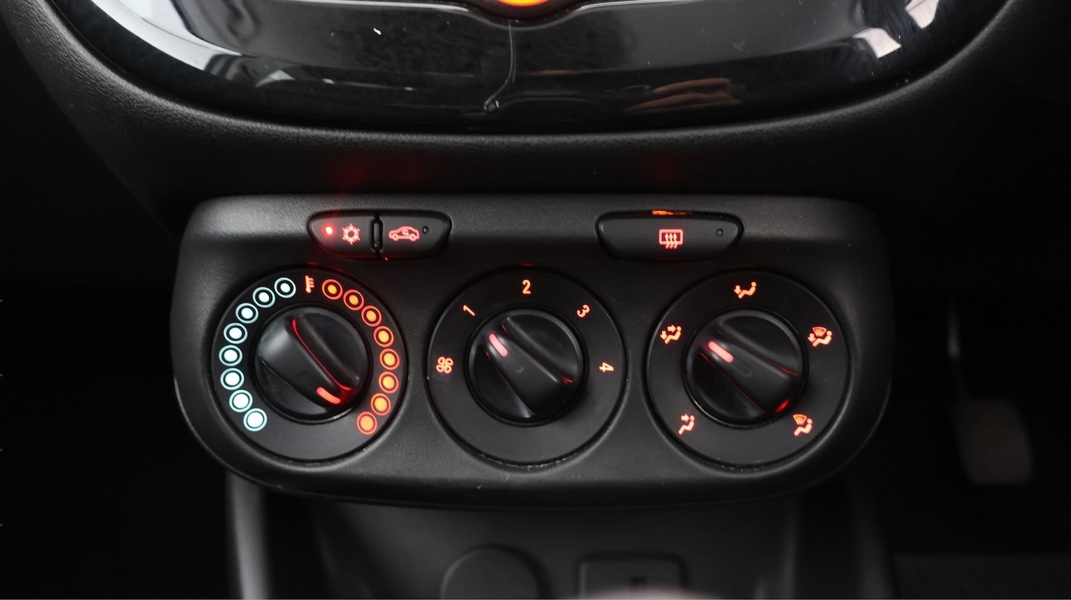 Used Vauxhall Corsa 2019 for sale - 77934881: Photo 11