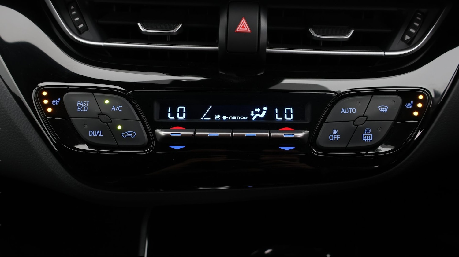 Used Toyota C-HR 2023 for sale - 77210406: Photo 12