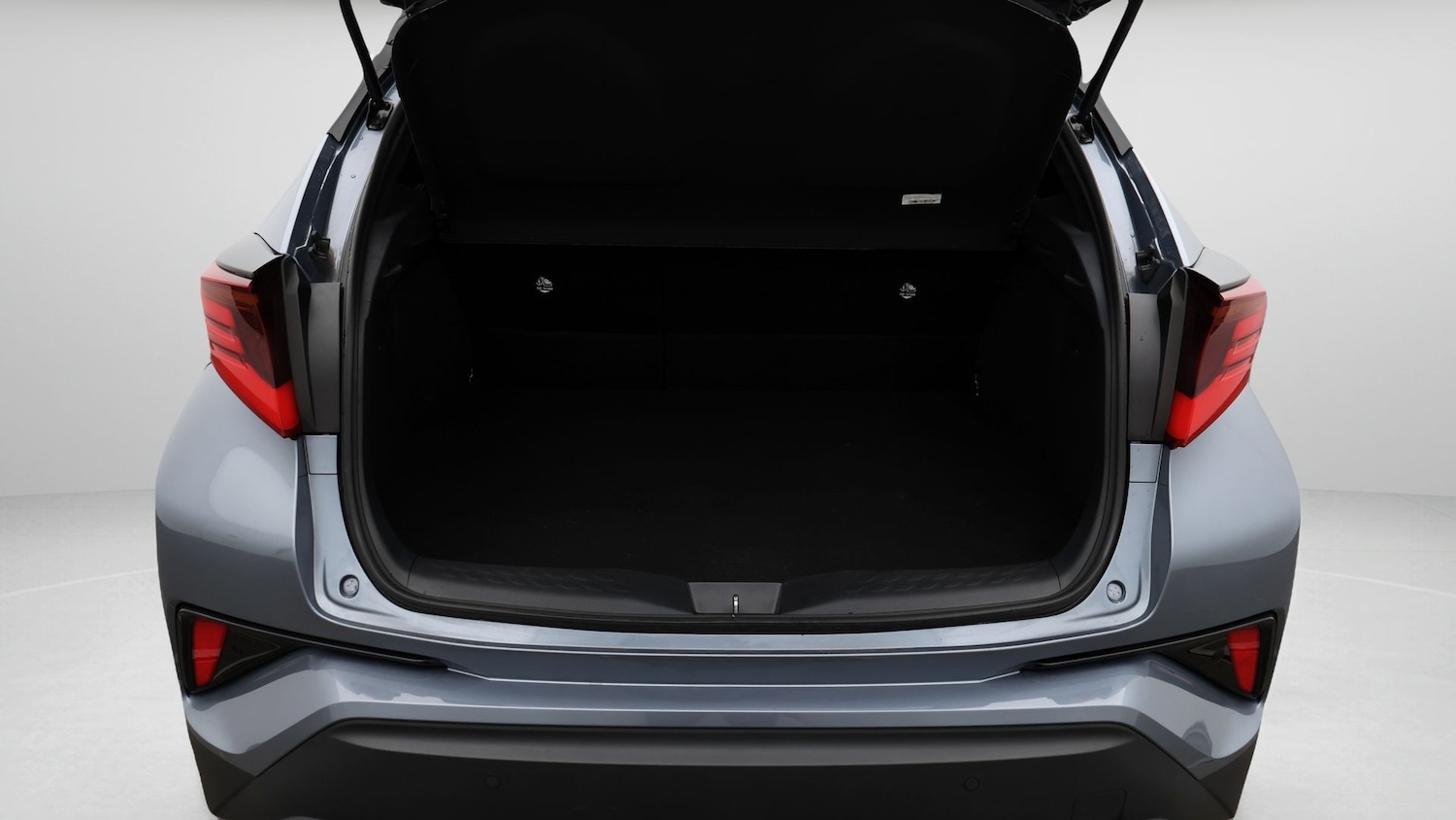 Used Toyota C-HR 2023 for sale - 77210406: Photo 17