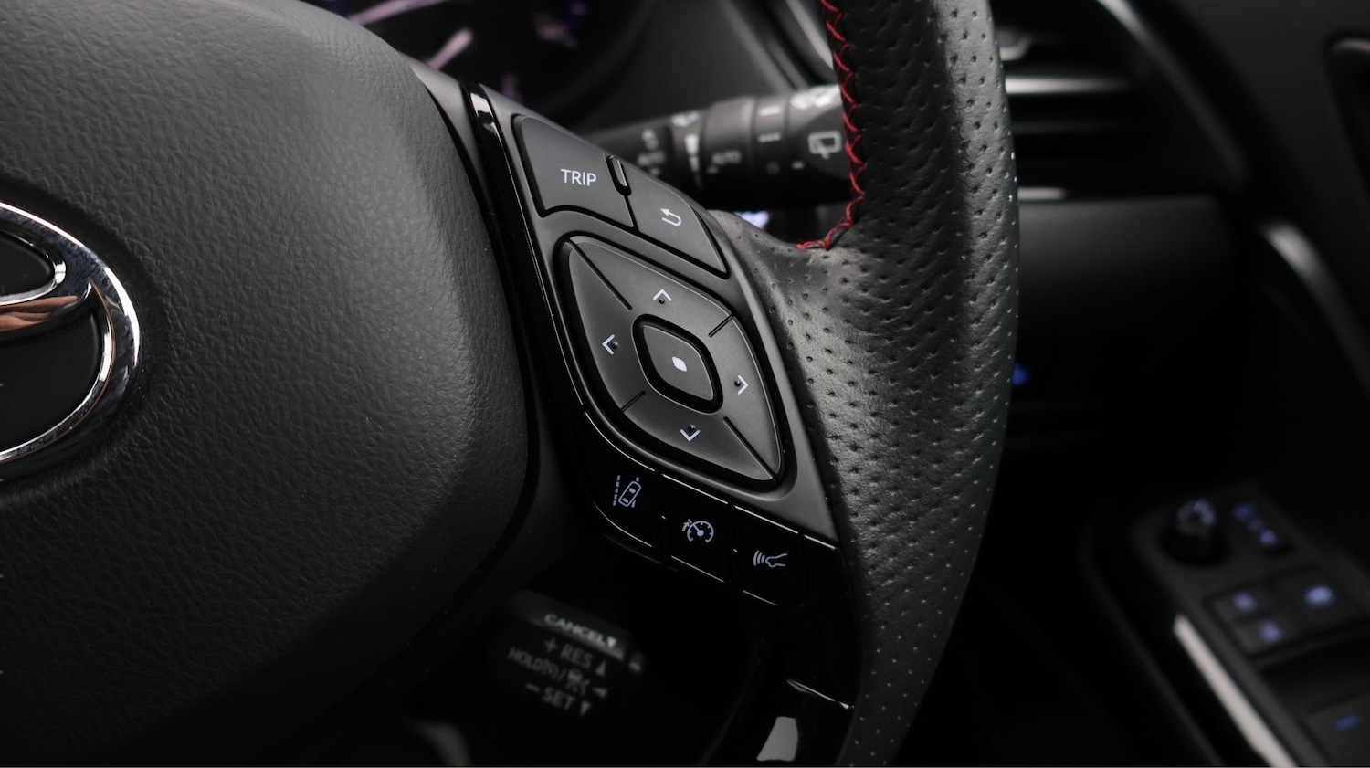 Used Toyota C-HR 2023 for sale - 77210406: Photo 23