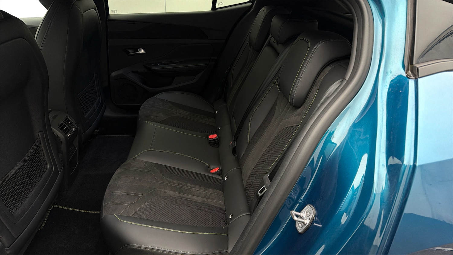 Used Peugeot 408 2024 for sale - 78025217: Photo 15