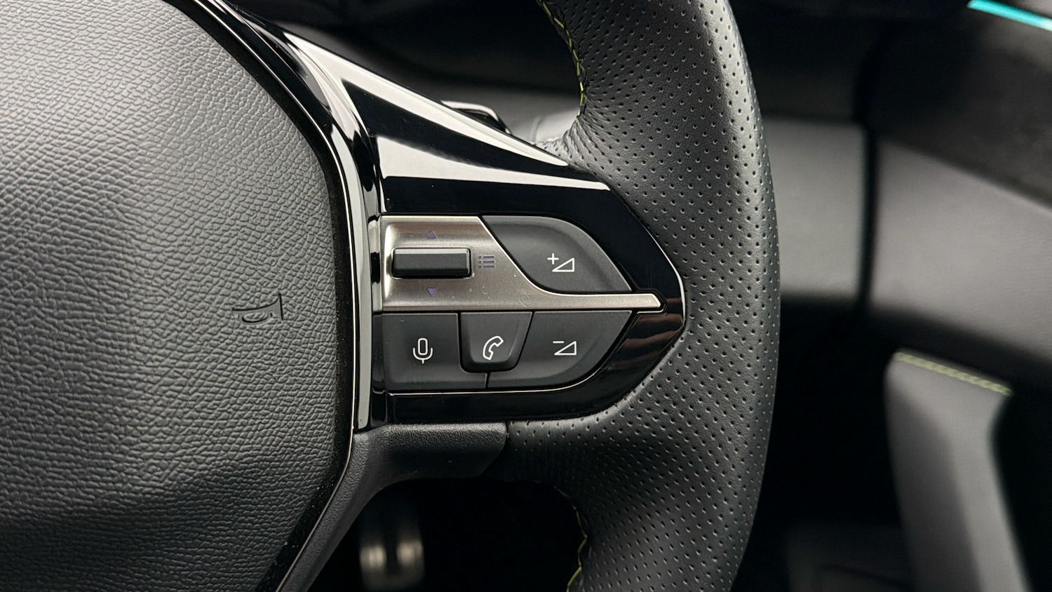 Used Peugeot 408 2024 for sale - 78025217: Photo 23