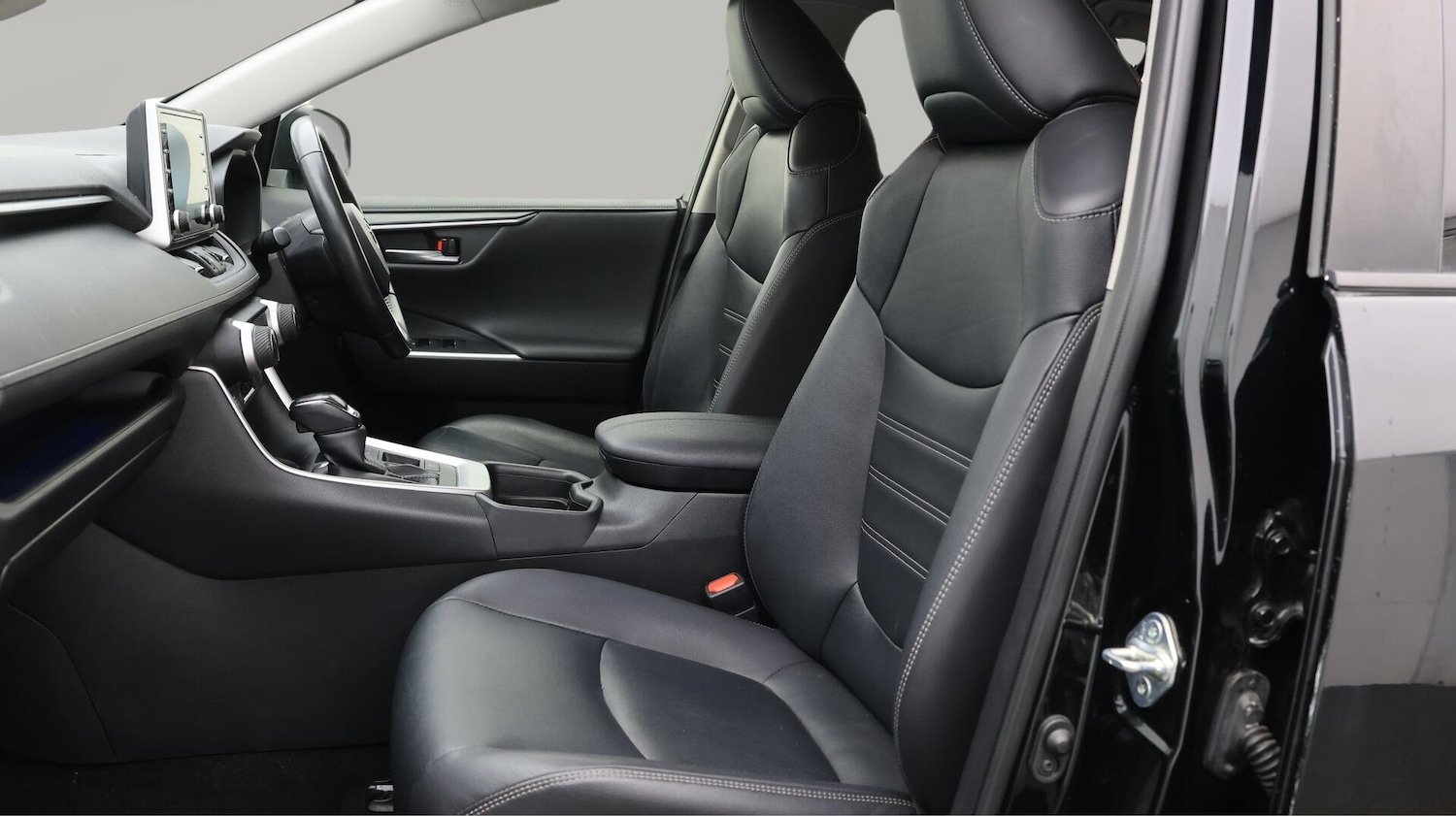 Used Toyota RAV4 2020 for sale - 76499847: Photo 15