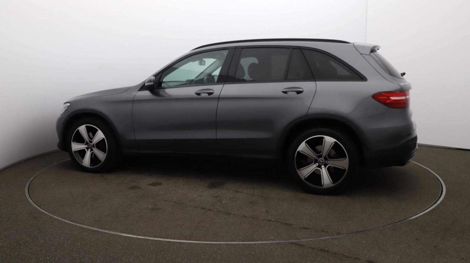Used Mercedes-Benz GLC 2019 for sale - 76885086: Photo 50
