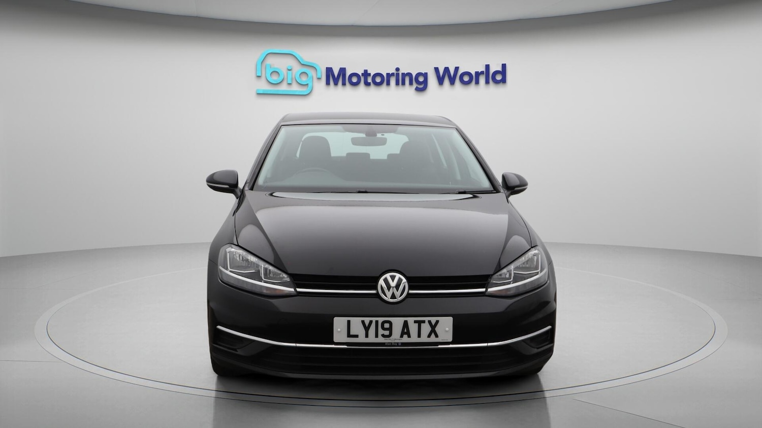 Used Volkswagen Golf 2019 for sale - 76522030: Photo 3