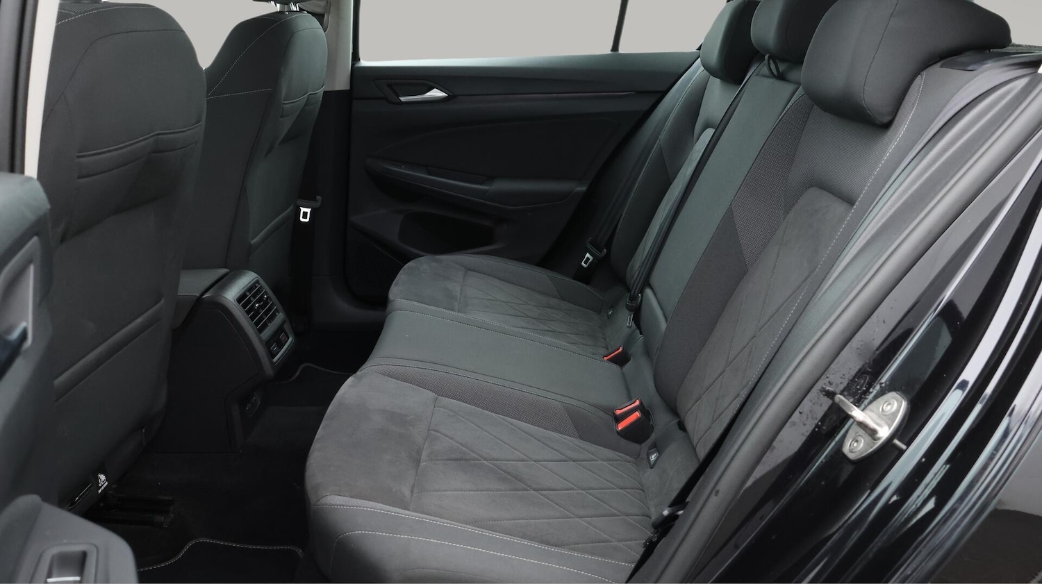 Used Volkswagen Golf 2020 for sale - 76137336: Photo 17