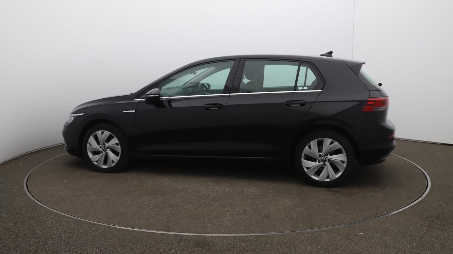 Used Volkswagen Golf 2020 for sale - 76137336: Photo 59
