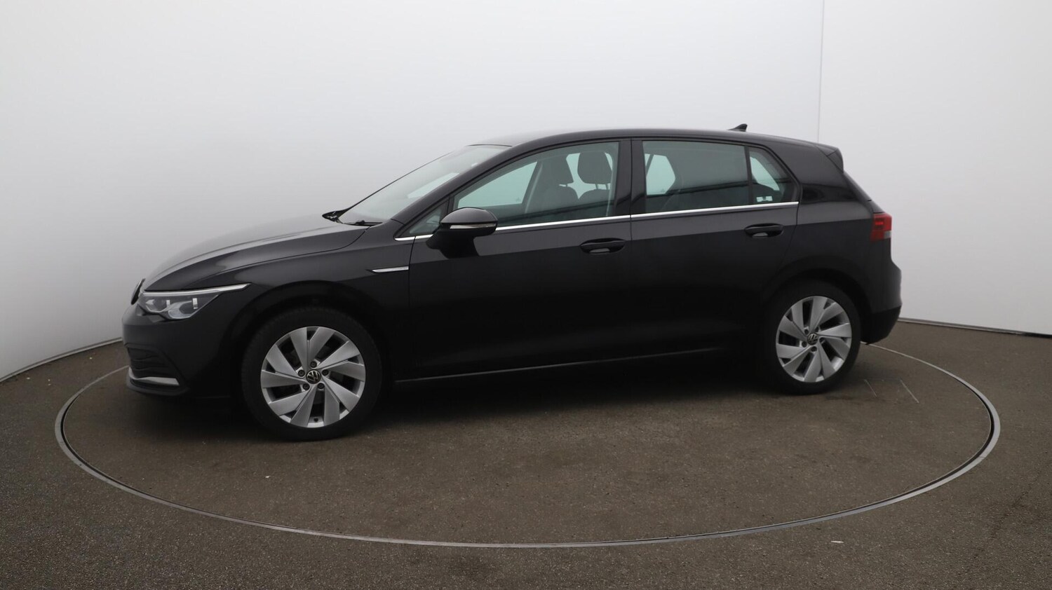 Used Volkswagen Golf 2020 for sale - 76137336: Photo 67