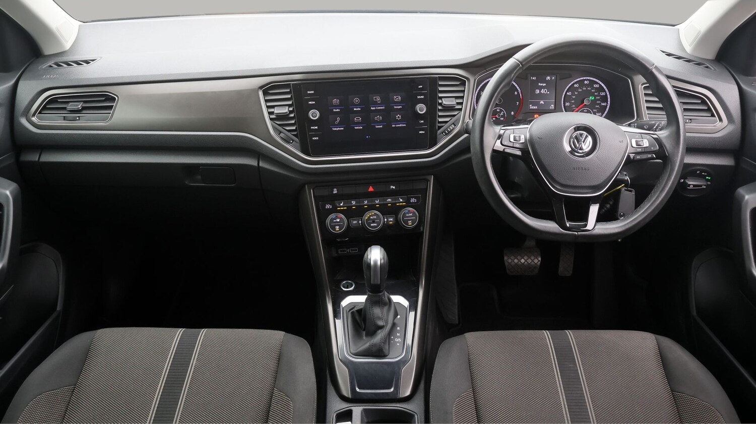 Used Volkswagen T-Roc 2020 for sale - 77365672: Photo 13