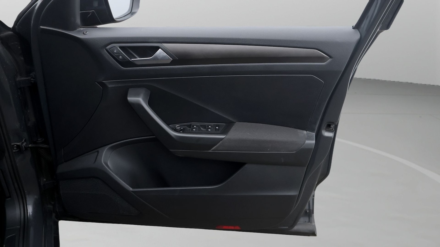 Used Volkswagen T-Roc 2020 for sale - 77365672: Photo 15