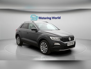 Used Volkswagen T-Roc 2020 for sale - 77365672: Photo