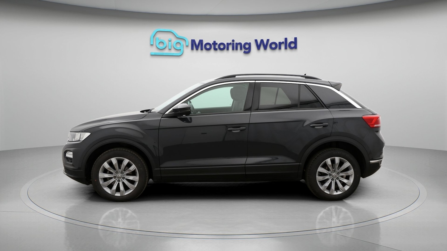 Used Volkswagen T-Roc 2020 for sale - 77365672: Photo 4