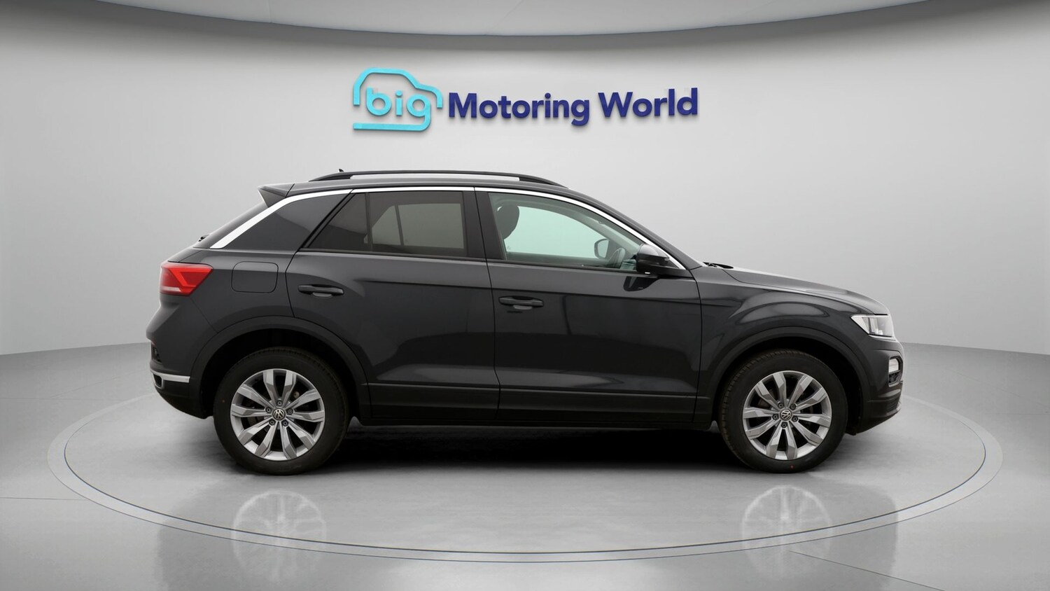 Used Volkswagen T-Roc 2020 for sale - 77365672: Photo 8