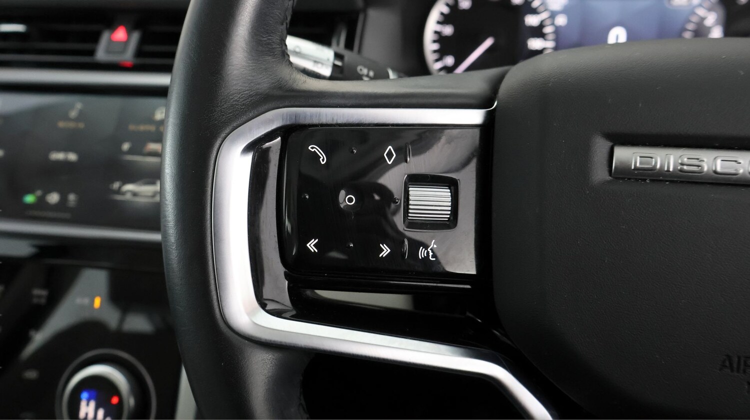 Used Land Rover Discovery Sport 2021 for sale - 77935886: Photo 21