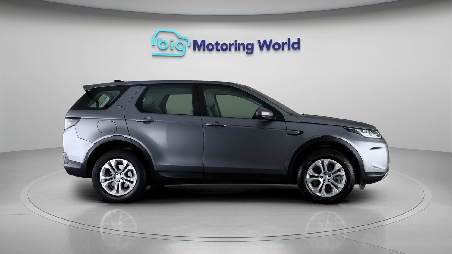 Used Land Rover Discovery Sport 2021 for sale - 77935886: Photo 8