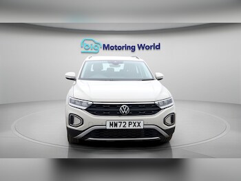 Used Volkswagen T-Roc 2022 for sale - 77329341: Photo