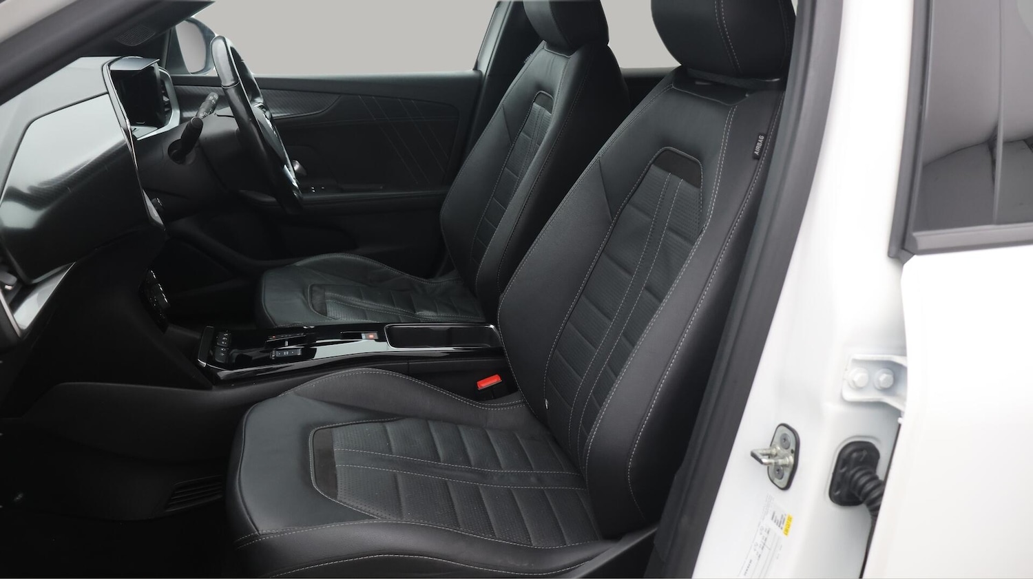 Used Vauxhall Mokka Electric 2022 for sale - 76606929: Photo 15