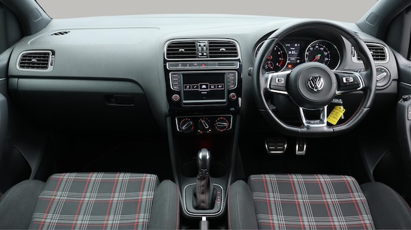 Used Volkswagen Polo 2017 for sale - 76137808: Photo 14