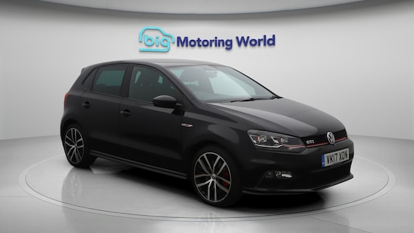 Used Volkswagen Polo 2017 for sale - 76137808: Photo 2