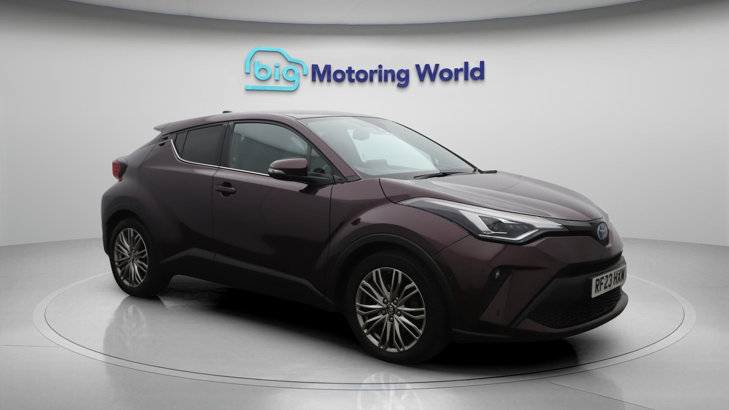 Used Toyota C-HR 2023 for sale - 76136497: Photo 2