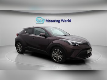 Used Toyota C-HR 2023 for sale - 76136497: Photo 2