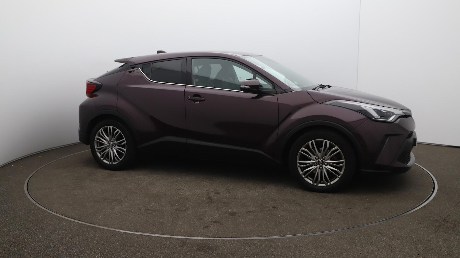 Used Toyota C-HR 2023 for sale - 76136497: Photo 32