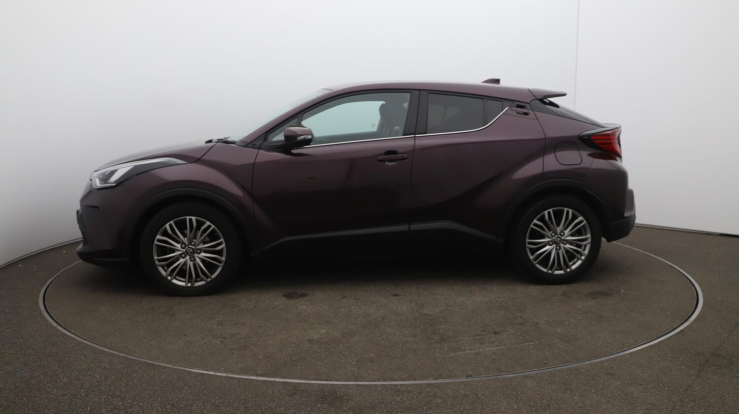 Used Toyota C-HR 2023 for sale - 76136497: Photo 65