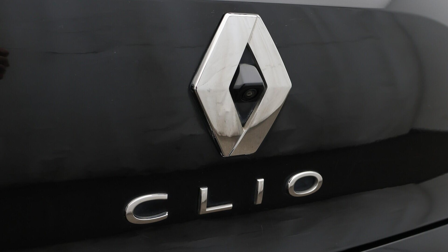 Used Renault Clio for sale - 76633820: Photo 21