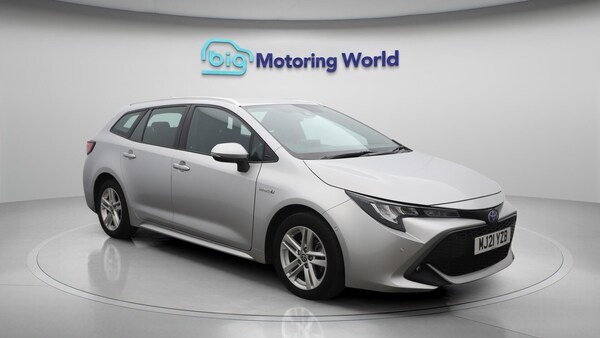 Used Toyota Corolla 2021 for sale - 76238833: Photo 2