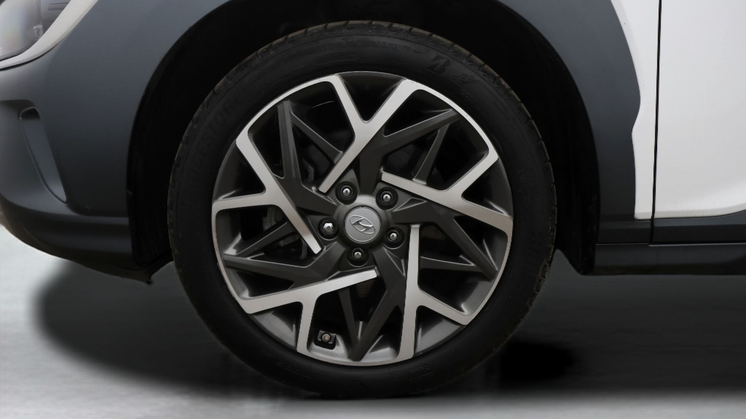 Used Hyundai KONA 2023 for sale - 77601882: Photo 18