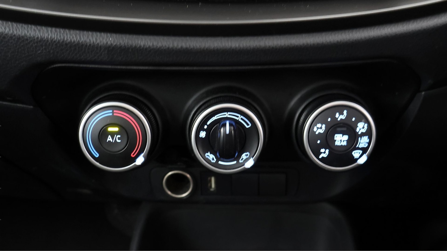 Used Toyota Aygo X for sale - 78106079: Photo 11