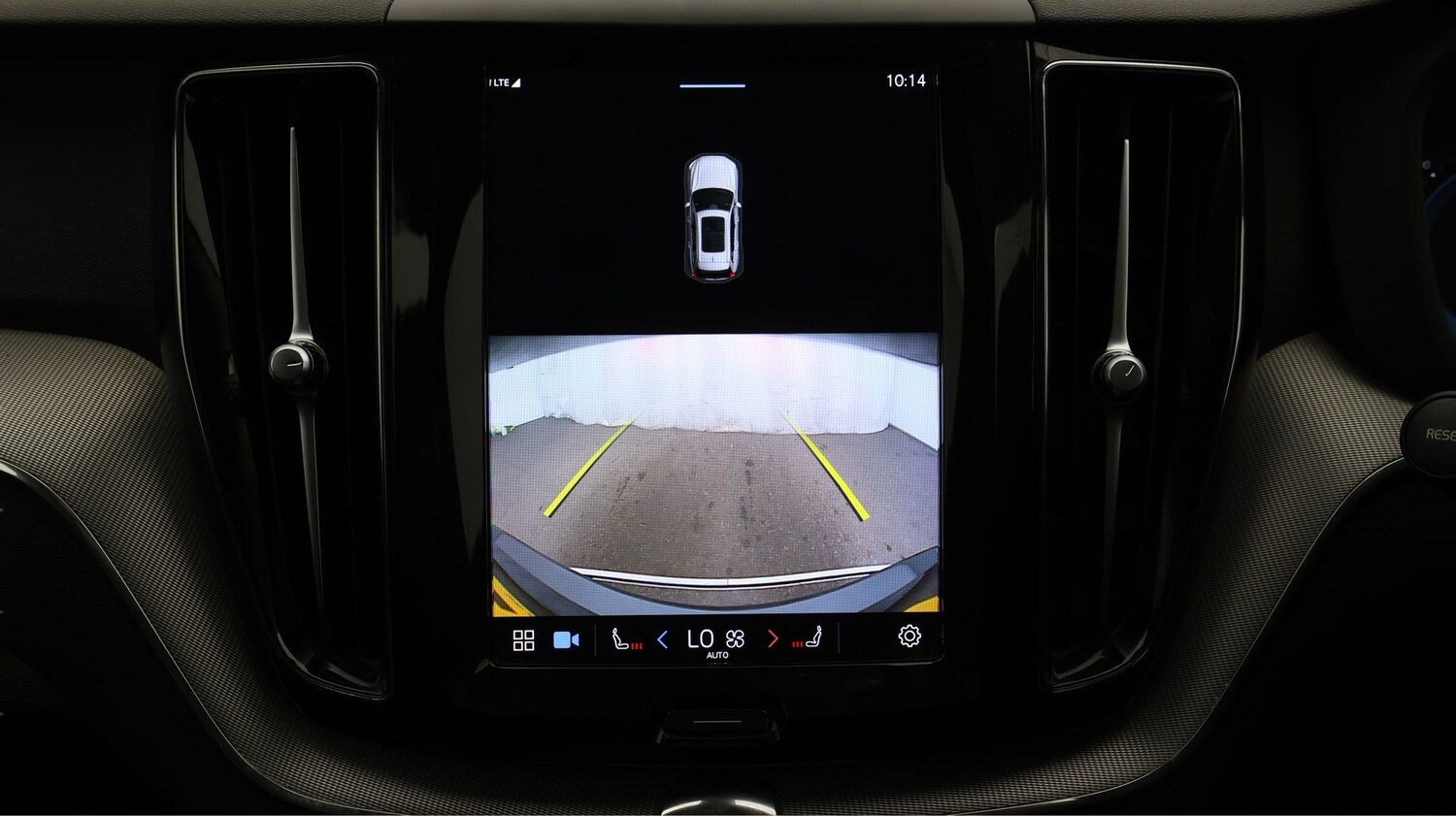 Used Volvo XC60 2023 for sale - 77489817: Photo 26