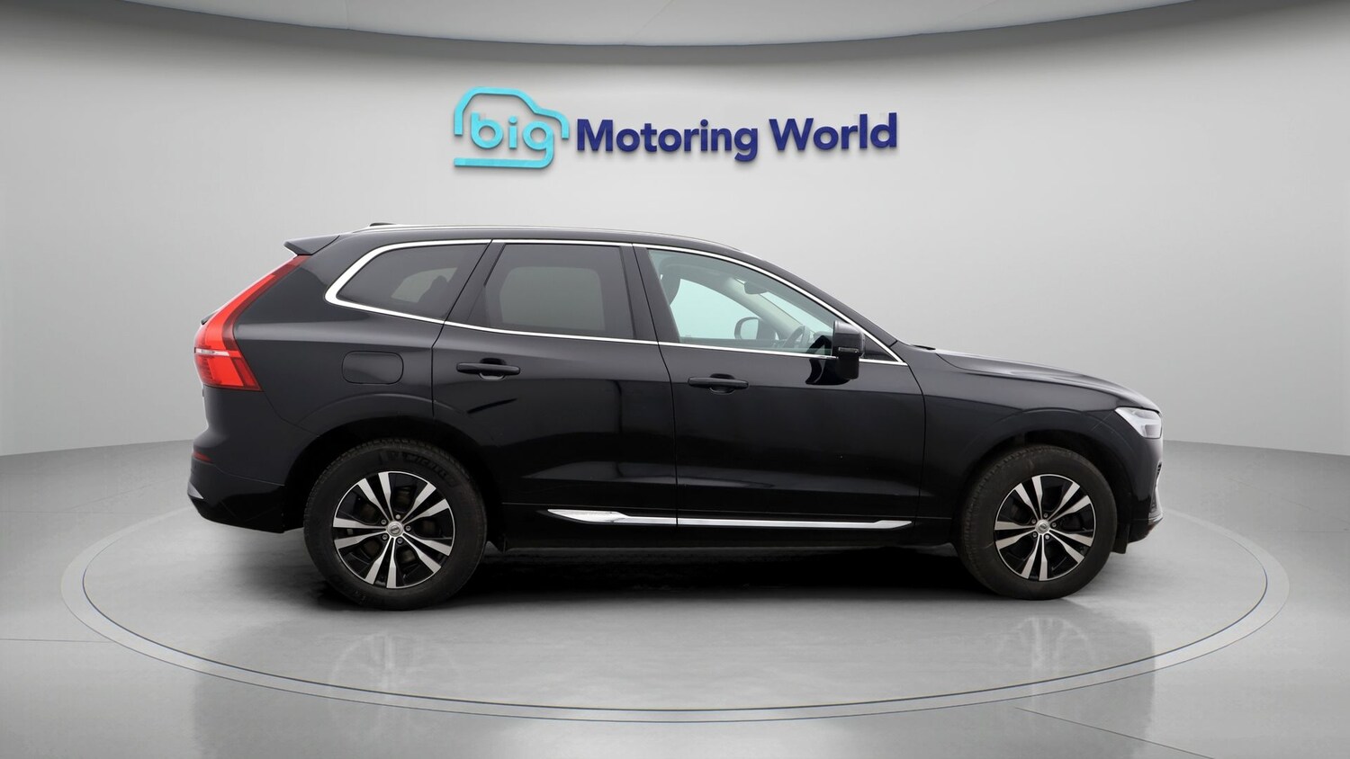 Used Volvo XC60 2023 for sale - 77489817: Photo 8