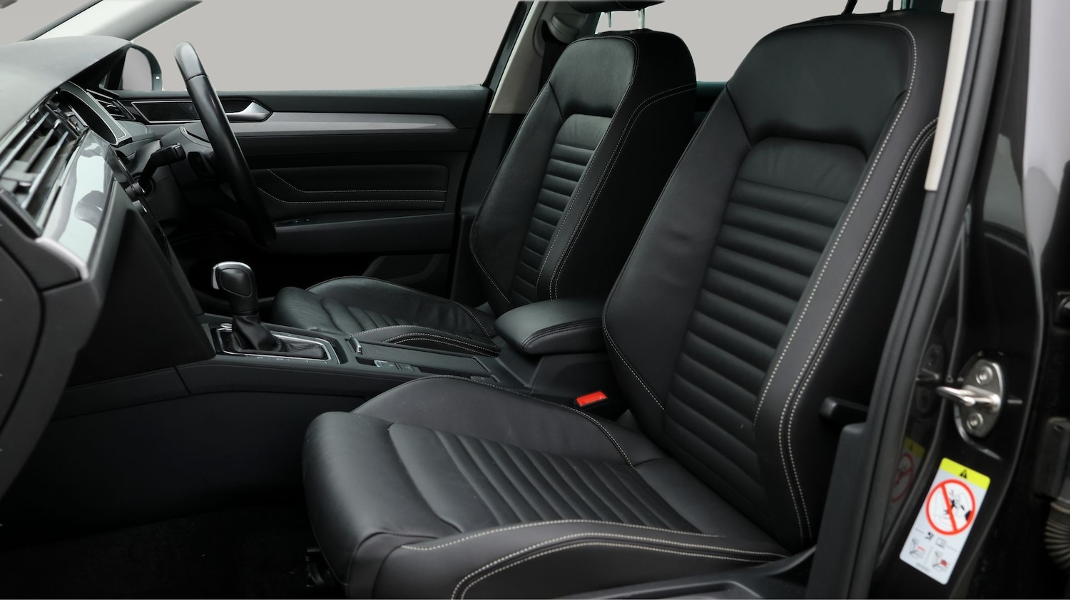 Used Volkswagen Passat 2022 for sale - 77241185: Photo 14