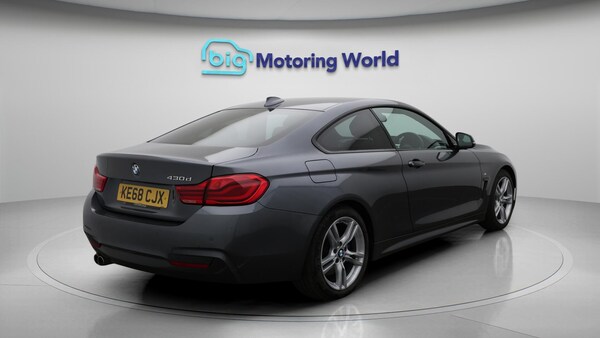 Used BMW 4 Series 2018 for sale - 76136500: Photo 8