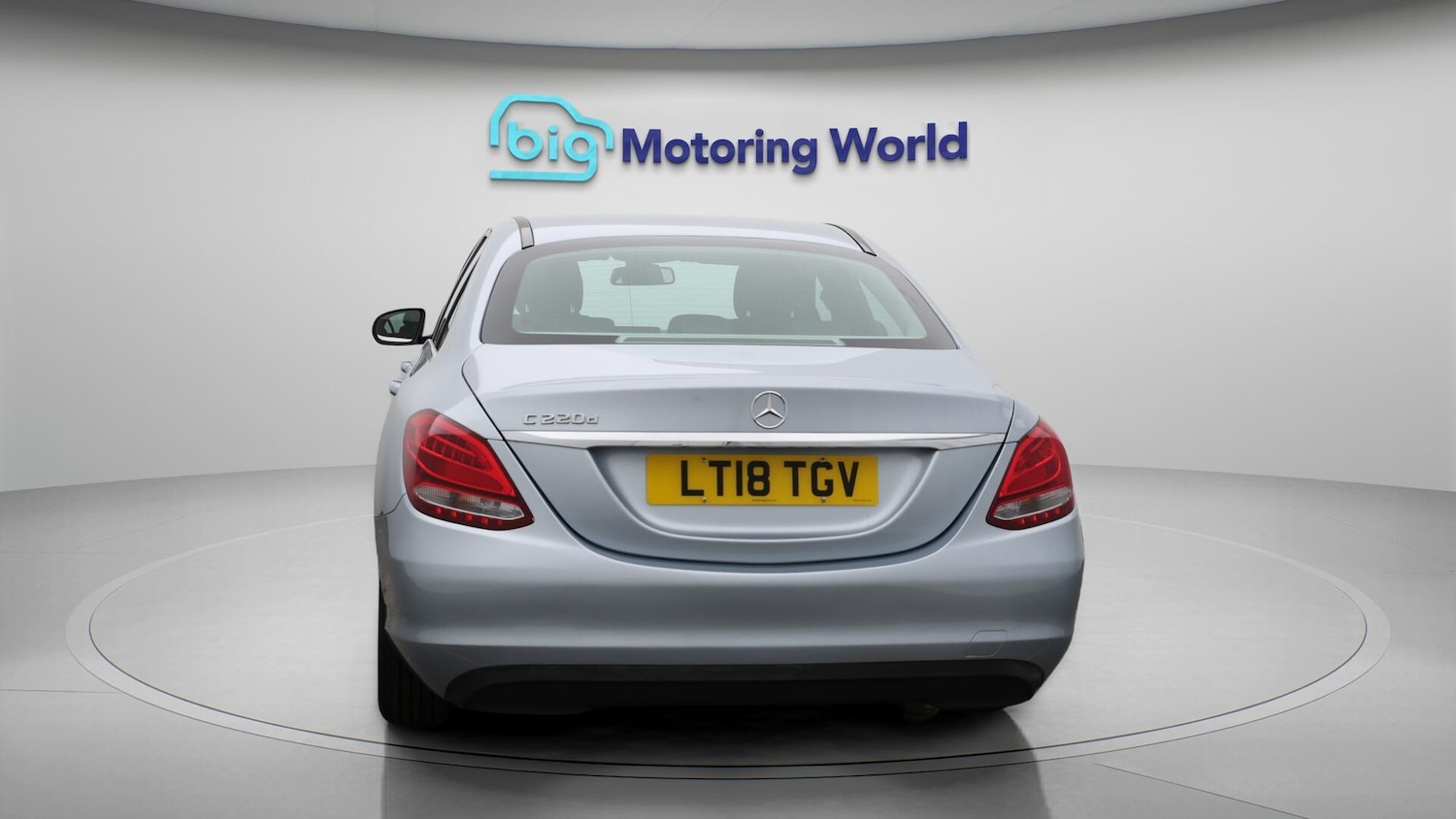 Used Mercedes-Benz C-Class 2018 for sale - 76158832: Photo 7