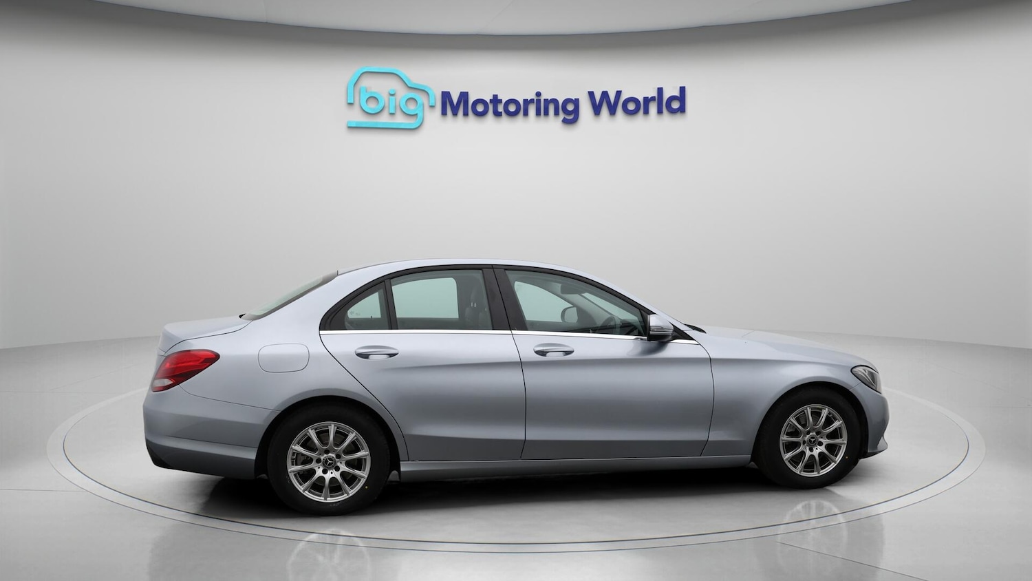 Used Mercedes-Benz C-Class 2018 for sale - 76158832: Photo 9