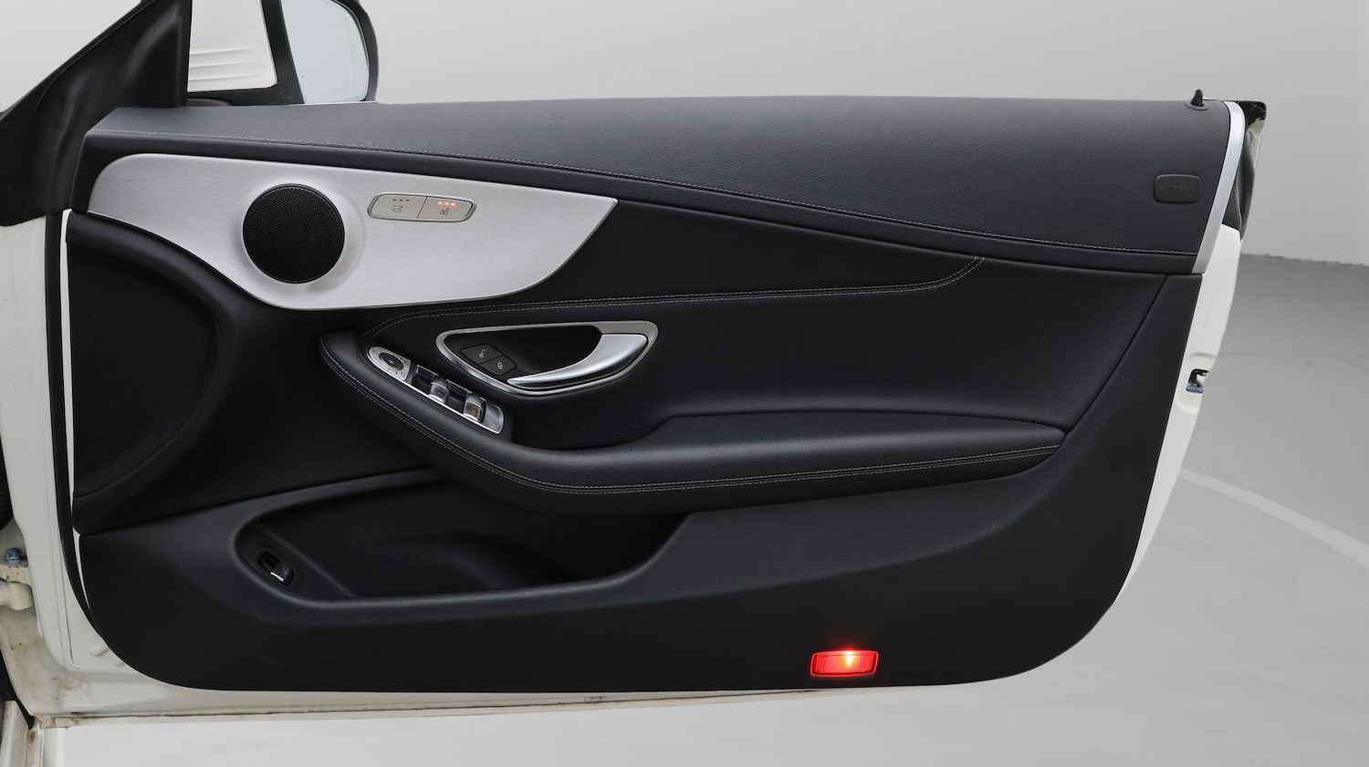 Used Mercedes-Benz C Class 2018 for sale - 76472781: Photo 16