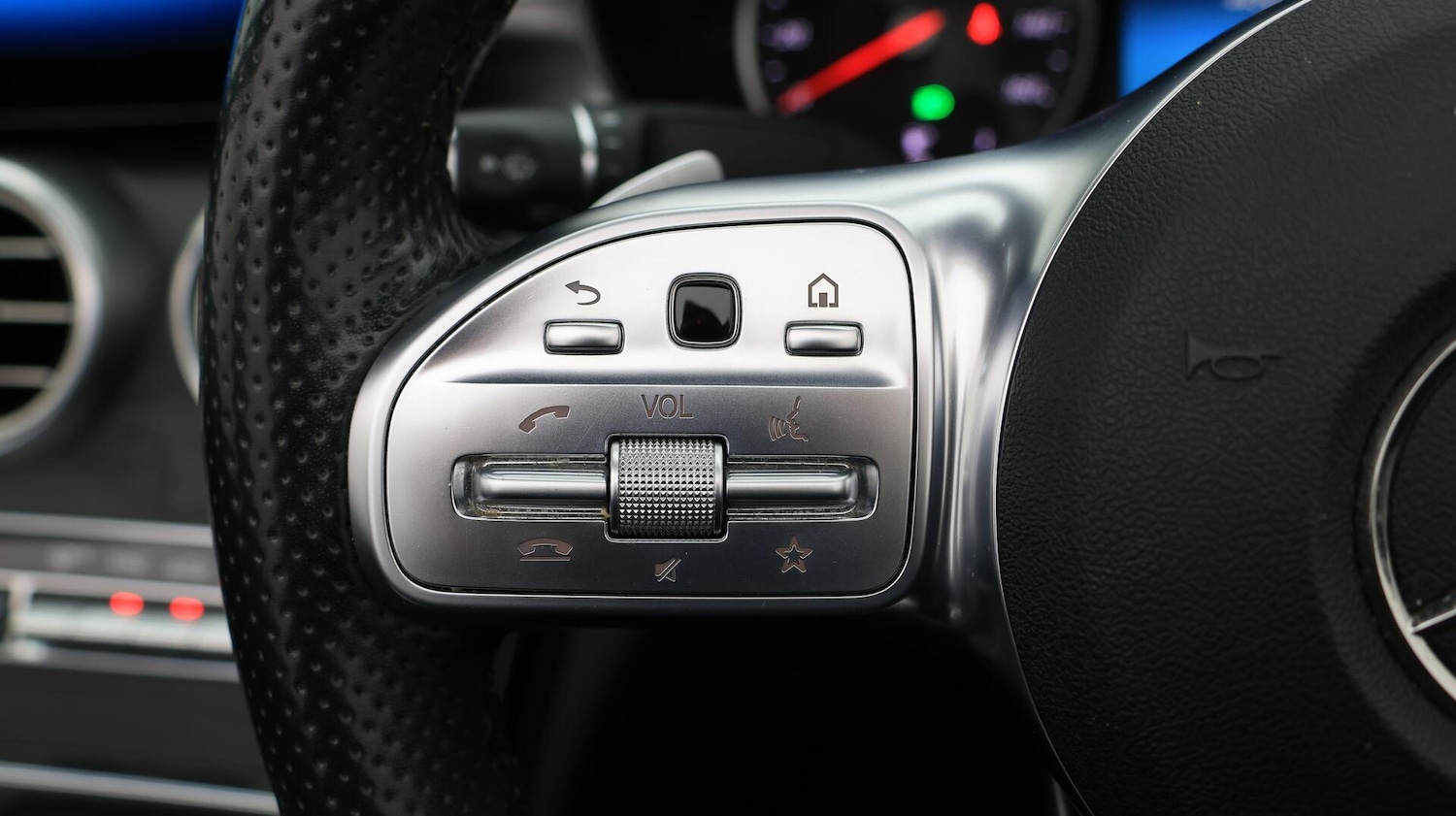 Used Mercedes-Benz C Class 2018 for sale - 76472781: Photo 25